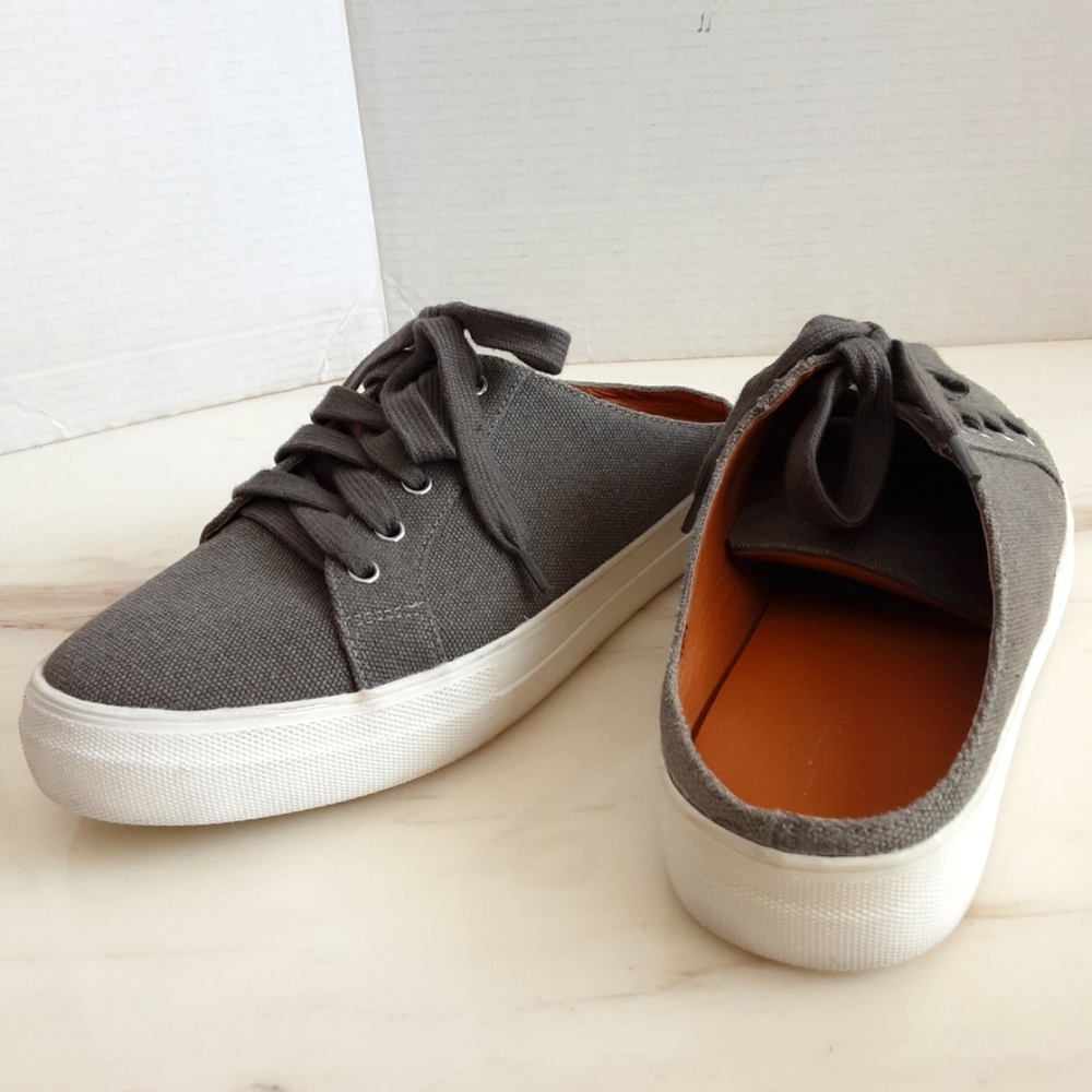 REPORT Rina Gray Canvas Mule Sneakers Sz 9.5